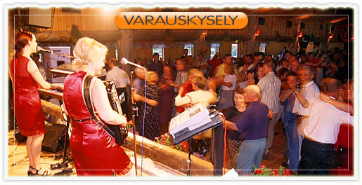 Yll�s music festival and dancing